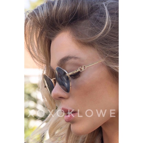 POL Retro 90s Geometric Fashion Sunglasses - Picture 7 of 10